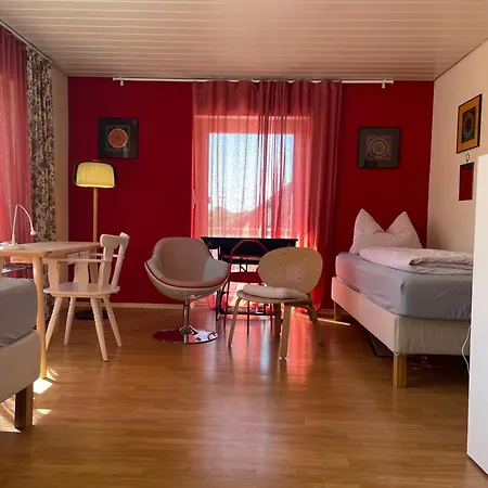 Lägenhetshotell In Rot, Fraenkisches Design, Balkon In Nur 50 Schritten Zum Radweg, Ideal For Long Stay, Relocation 3*